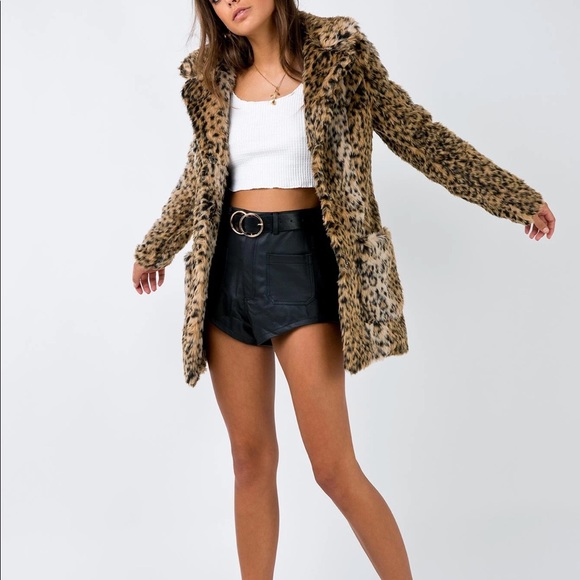 Princess Polly WINONA FAUX FUR LEOPARD COAT - Picture 6 of 8